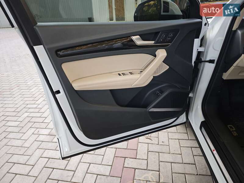Внедорожник / Кроссовер Audi Q5 2020 в Николаеве фото 36 Внедорожник / Кроссовер Audi Q5 2020 в Николаеве
