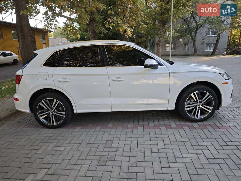 Внедорожник / Кроссовер Audi Q5 2020 в Николаеве фото 20 Внедорожник / Кроссовер Audi Q5 2020 в Николаеве