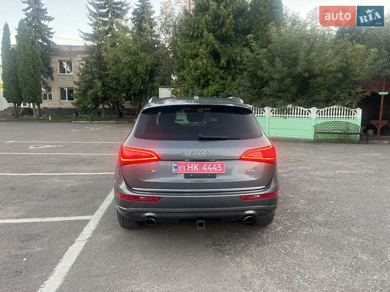 Позашляховик / Кросовер Audi Q5 2015 в Дубні