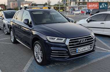 Внедорожник / Кроссовер Audi Q5 2017 в Львове