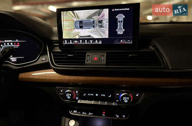 Позашляховик / Кросовер Audi Q5 2022 в 