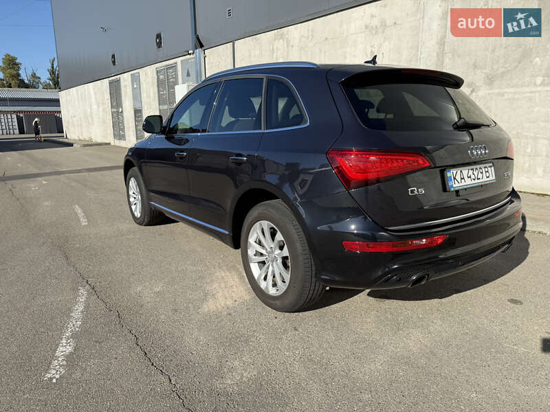 Внедорожник / Кроссовер Audi Q5 2016 в Киеве