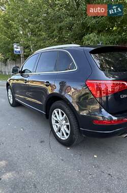 Внедорожник / Кроссовер Audi Q5 2012 в 