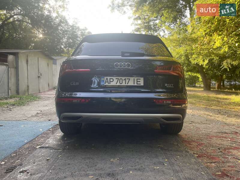 Внедорожник / Кроссовер Audi Q5 2018 в Запорожье