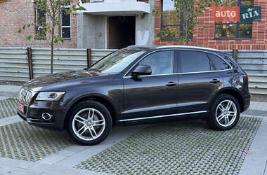 Внедорожник / Кроссовер Audi Q5 2016 в 
