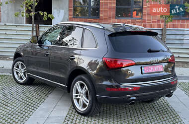 Внедорожник / Кроссовер Audi Q5 2016 в 