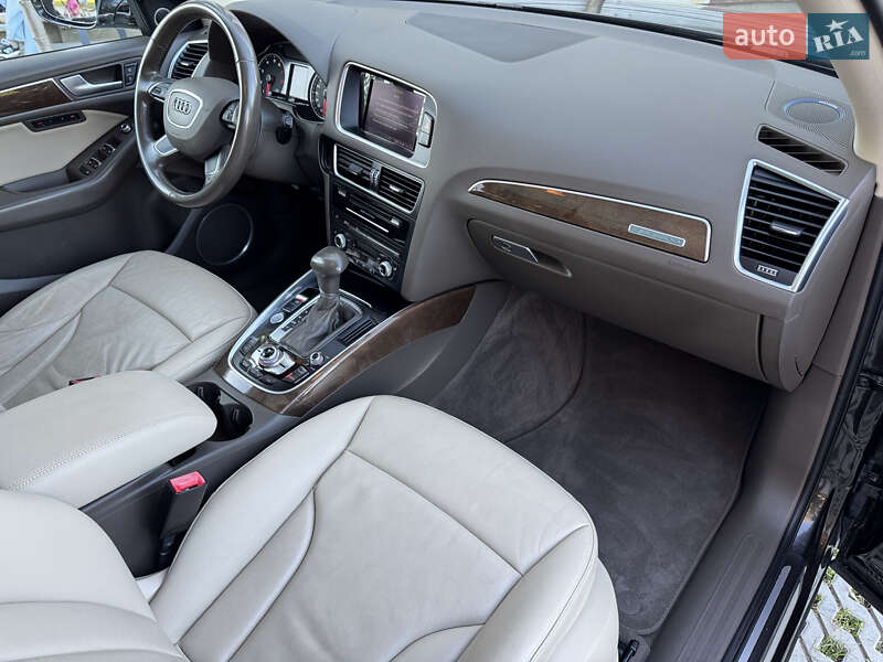 Позашляховик / Кросовер Audi Q5 2016 в Самборі