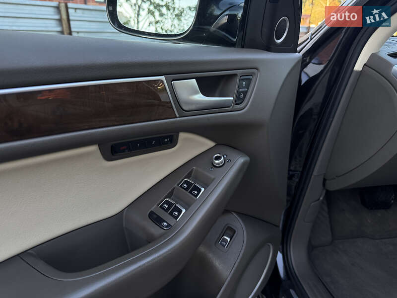 Позашляховик / Кросовер Audi Q5 2016 в Самборі
