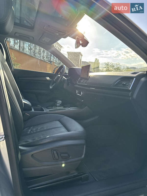 Позашляховик / Кросовер Audi Q5 2022 в Одесі