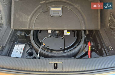 Внедорожник / Кроссовер Audi Q5 2022 в 