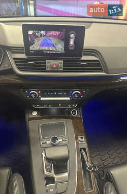 Внедорожник / Кроссовер Audi Q5 2019 в 