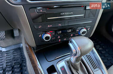 Внедорожник / Кроссовер Audi Q5 2015 в 