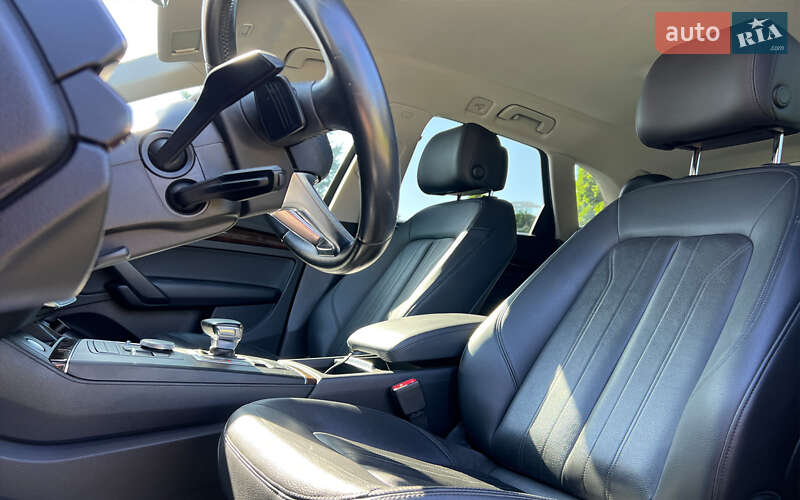 Внедорожник / Кроссовер Audi Q5 2019 в Львове фото 9 Внедорожник / Кроссовер Audi Q5 2019 в Львове