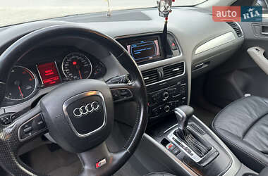 Внедорожник / Кроссовер Audi Q5 2010 в 