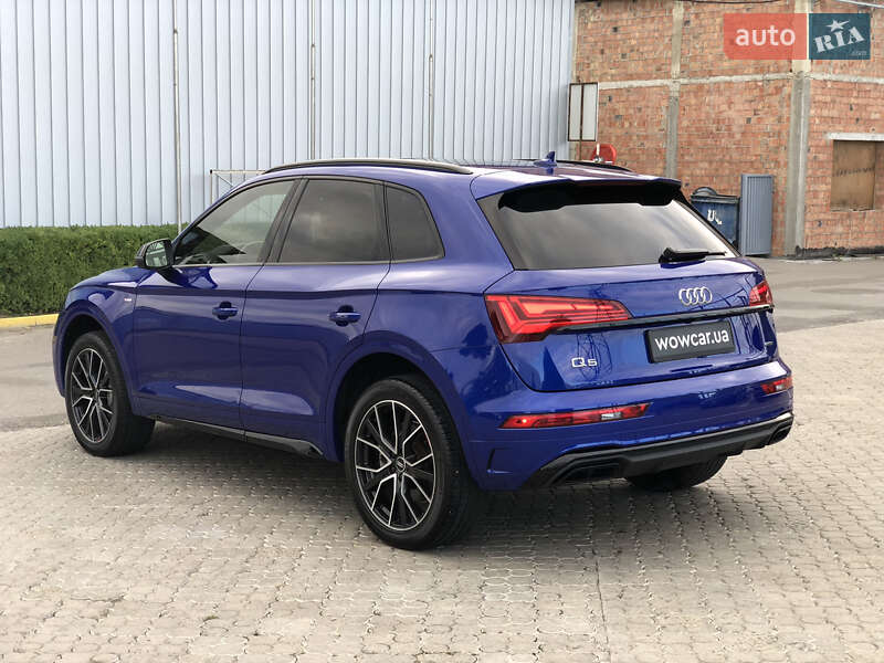 Внедорожник / Кроссовер Audi Q5 2021 в Черновцах