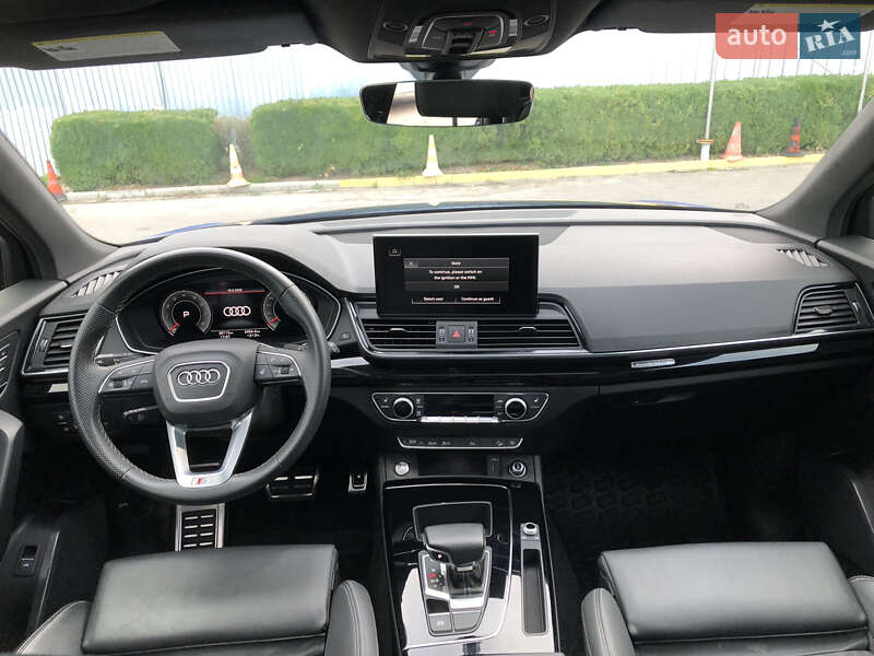 Внедорожник / Кроссовер Audi Q5 2021 в Черновцах