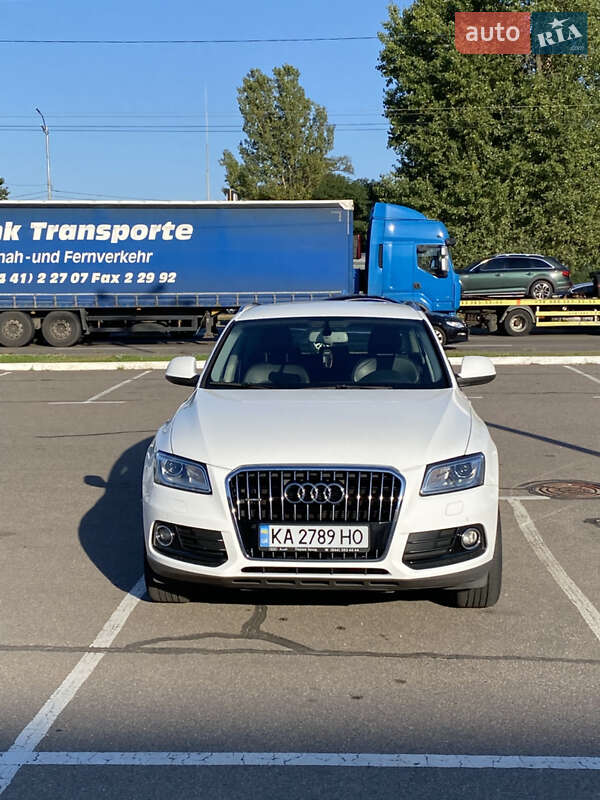Позашляховик / Кросовер Audi Q5 2014 в Києві