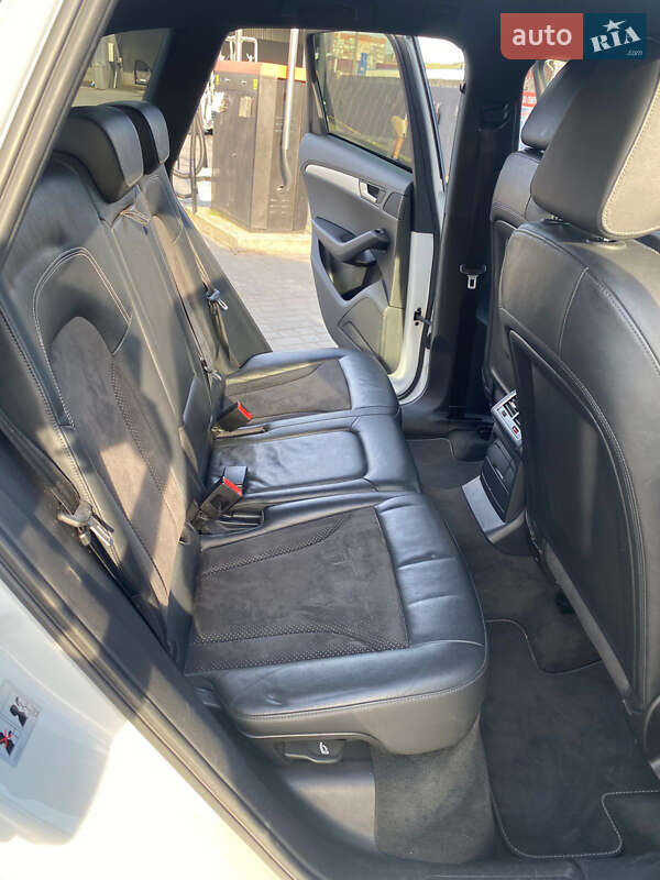 Позашляховик / Кросовер Audi Q5 2012 в Мукачевому