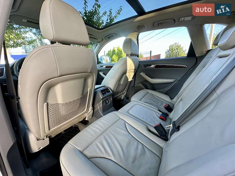 Внедорожник / Кроссовер Audi Q5 2010 в Виннице