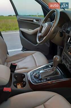 Внедорожник / Кроссовер Audi Q5 2011 в 
