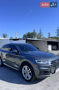 Внедорожник / Кроссовер Audi Q5 2018 в Запорожье