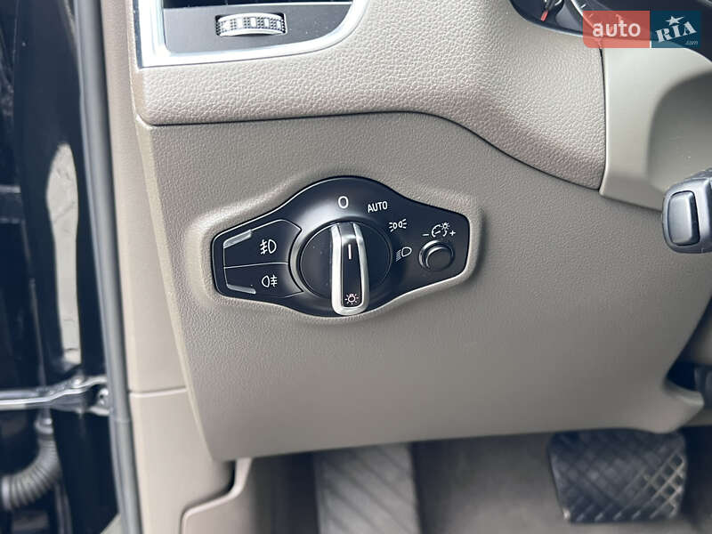 Внедорожник / Кроссовер Audi Q5 2014 в Нововолынске