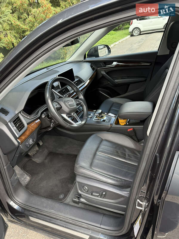Внедорожник / Кроссовер Audi Q5 2019 в Киеве фото 20 Внедорожник / Кроссовер Audi Q5 2019 в Киеве