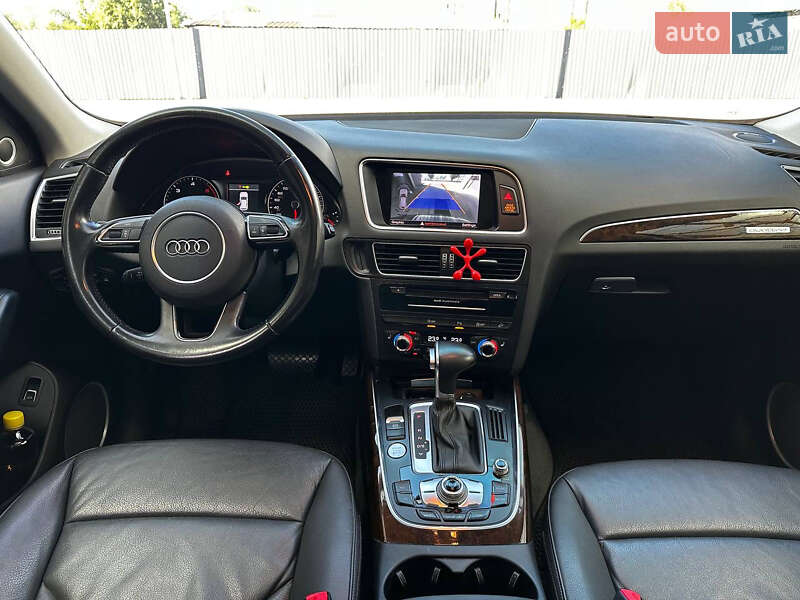 Позашляховик / Кросовер Audi Q5 2015 в Дніпрі