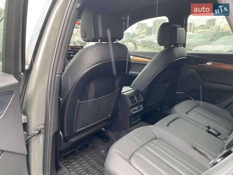 Внедорожник / Кроссовер Audi Q5 2023 в Львове фото 24 Внедорожник / Кроссовер Audi Q5 2023 в Львове