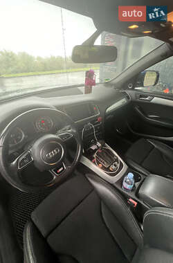 Внедорожник / Кроссовер Audi Q5 2015 в 