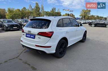 Позашляховик / Кросовер Audi Q5 2016 в 
