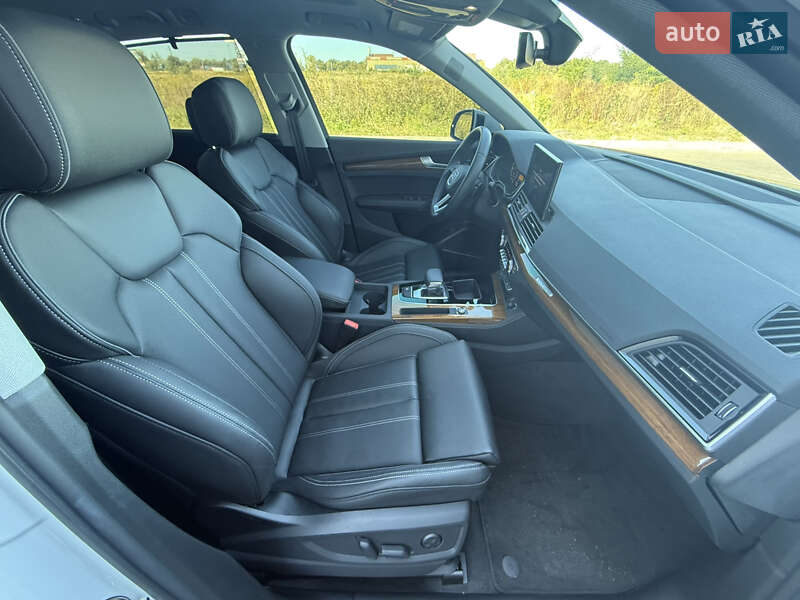 Внедорожник / Кроссовер Audi Q5 2024 в Львове