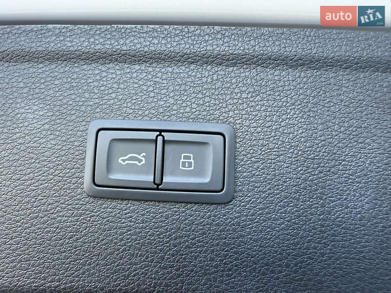 Внедорожник / Кроссовер Audi Q5 2024 в Львове