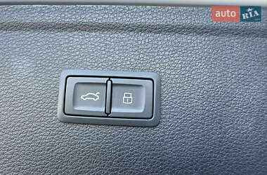 Внедорожник / Кроссовер Audi Q5 2024 в 