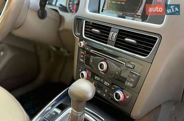 Внедорожник / Кроссовер Audi Q5 2015 в 