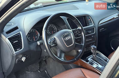 Внедорожник / Кроссовер Audi Q5 2012 в 