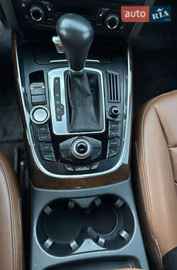 Внедорожник / Кроссовер Audi Q5 2012 в 