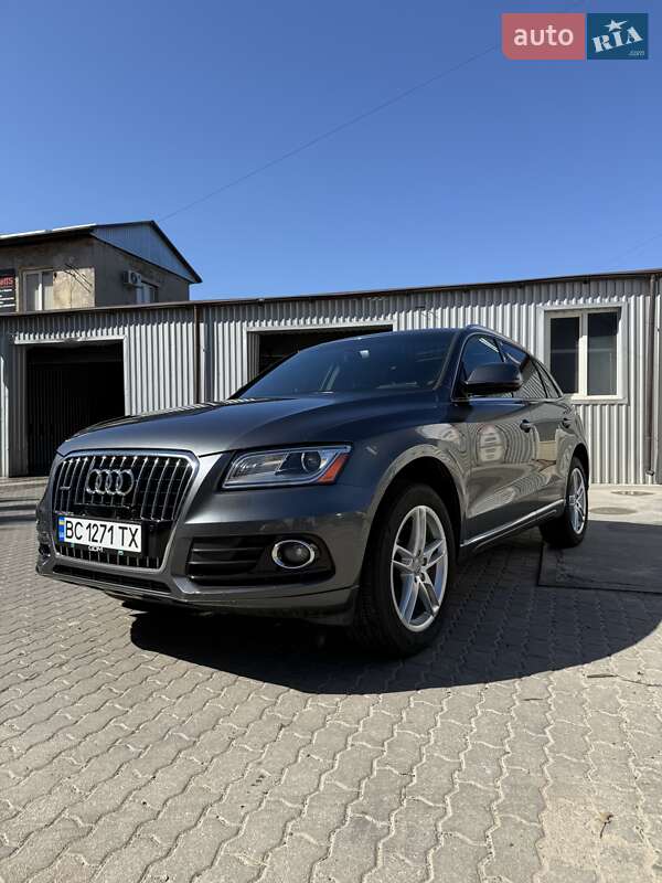 Позашляховик / Кросовер Audi Q5 2016 в Львові