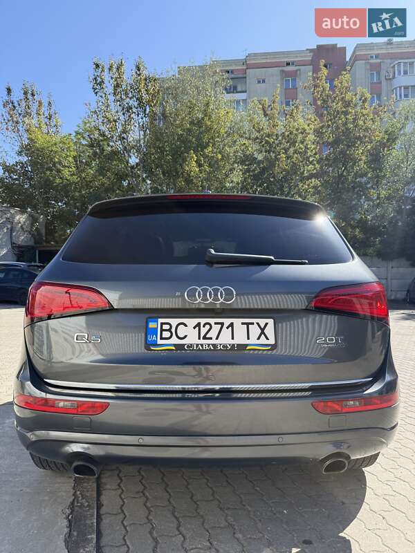 Позашляховик / Кросовер Audi Q5 2016 в Львові