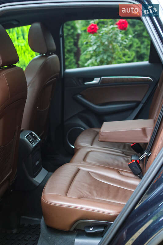 Внедорожник / Кроссовер Audi Q5 2012 в Львове