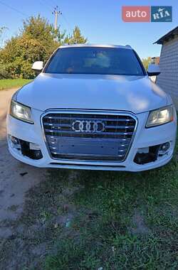 Внедорожник / Кроссовер Audi Q5 2015 в 