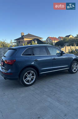 Внедорожник / Кроссовер Audi Q5 2015 в 