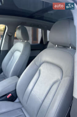 Внедорожник / Кроссовер Audi Q5 2015 в 