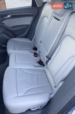 Внедорожник / Кроссовер Audi Q5 2015 в 