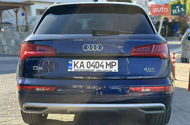 Внедорожник / Кроссовер Audi Q5 2018 в 