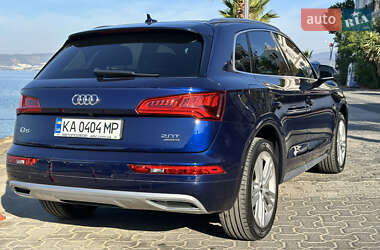 Внедорожник / Кроссовер Audi Q5 2018 в 