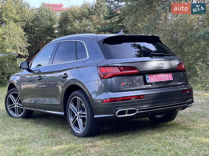 Внедорожник / Кроссовер Audi Q5 2017 в Львове