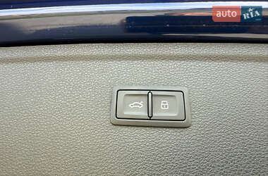Внедорожник / Кроссовер Audi Q5 2020 в 