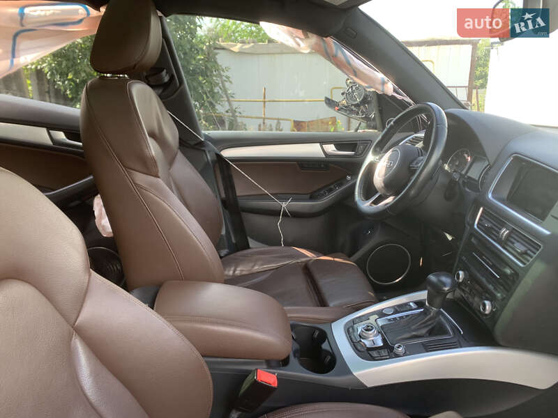 Позашляховик / Кросовер Audi Q5 2016 в Харкові
