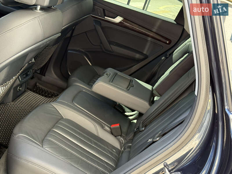 Позашляховик / Кросовер Audi Q5 2017 в Львові